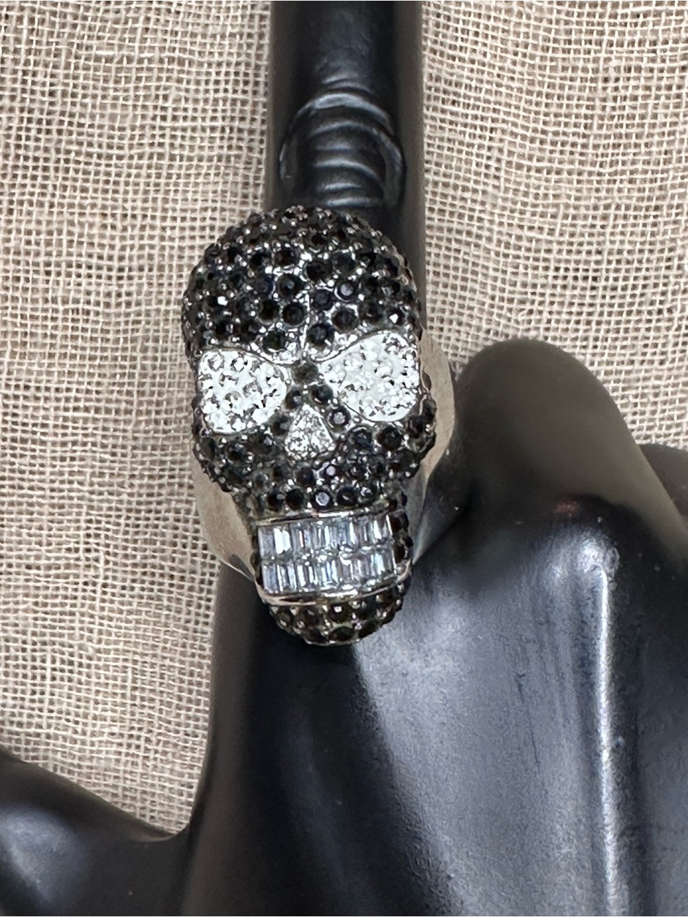 Crystal Skull Statement Ring - Black and Silver - Picture 2 of 6